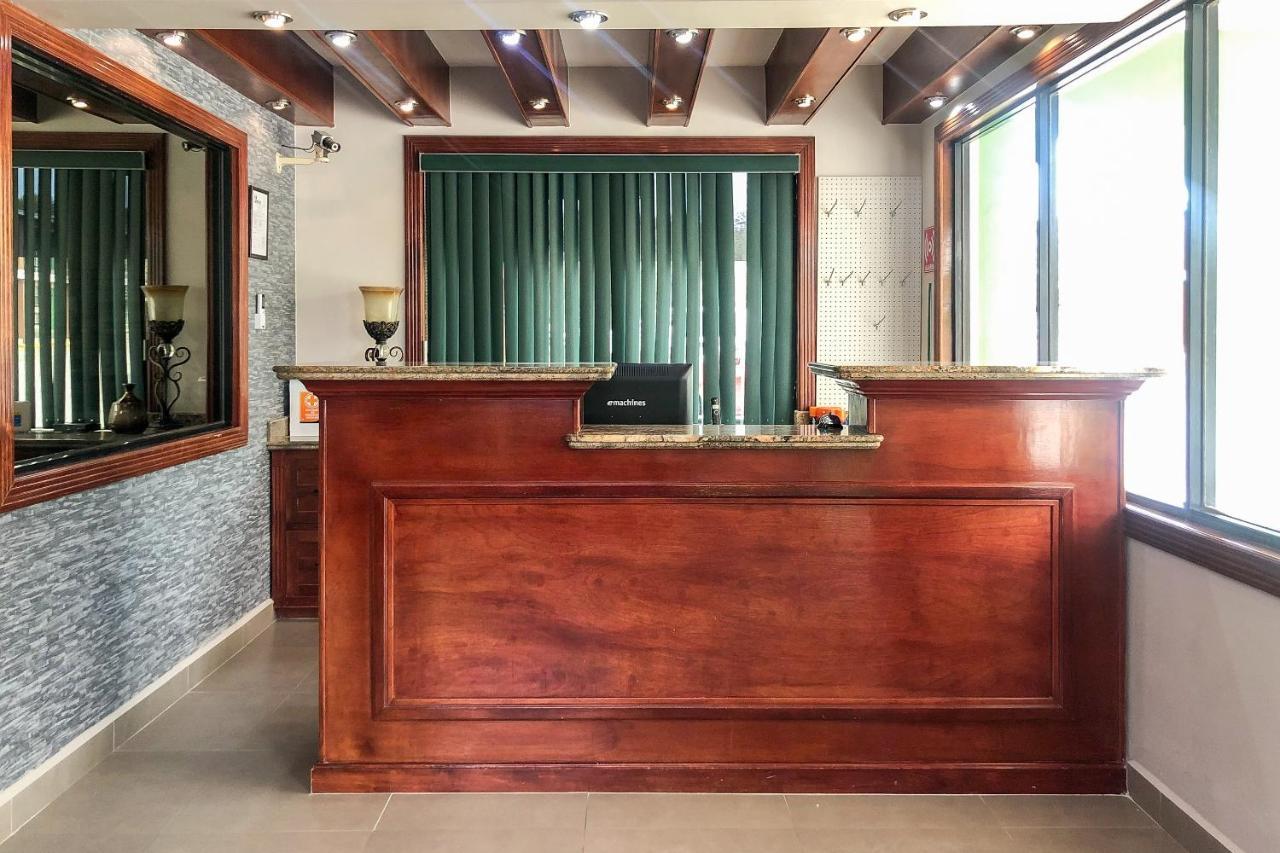 Capital O Palms Hotel, Acuna Ciudad Acuña Екстериор снимка